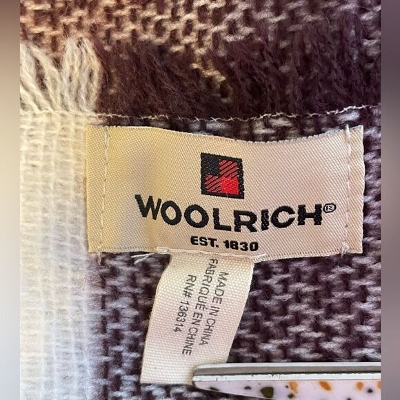 WOOLRICH Blanket Scarf Wrap Plaid 100% Acrylic 56”x56” - Picture 4 of 5